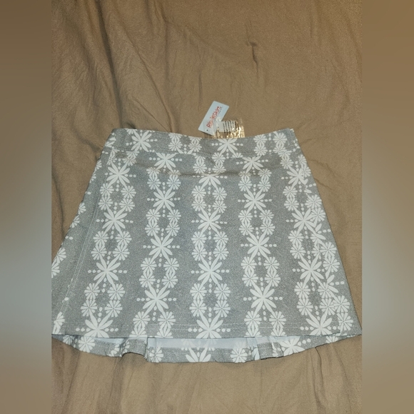 rip skirt Dresses & Skirts - Nwt rip skirt grey and white print size small